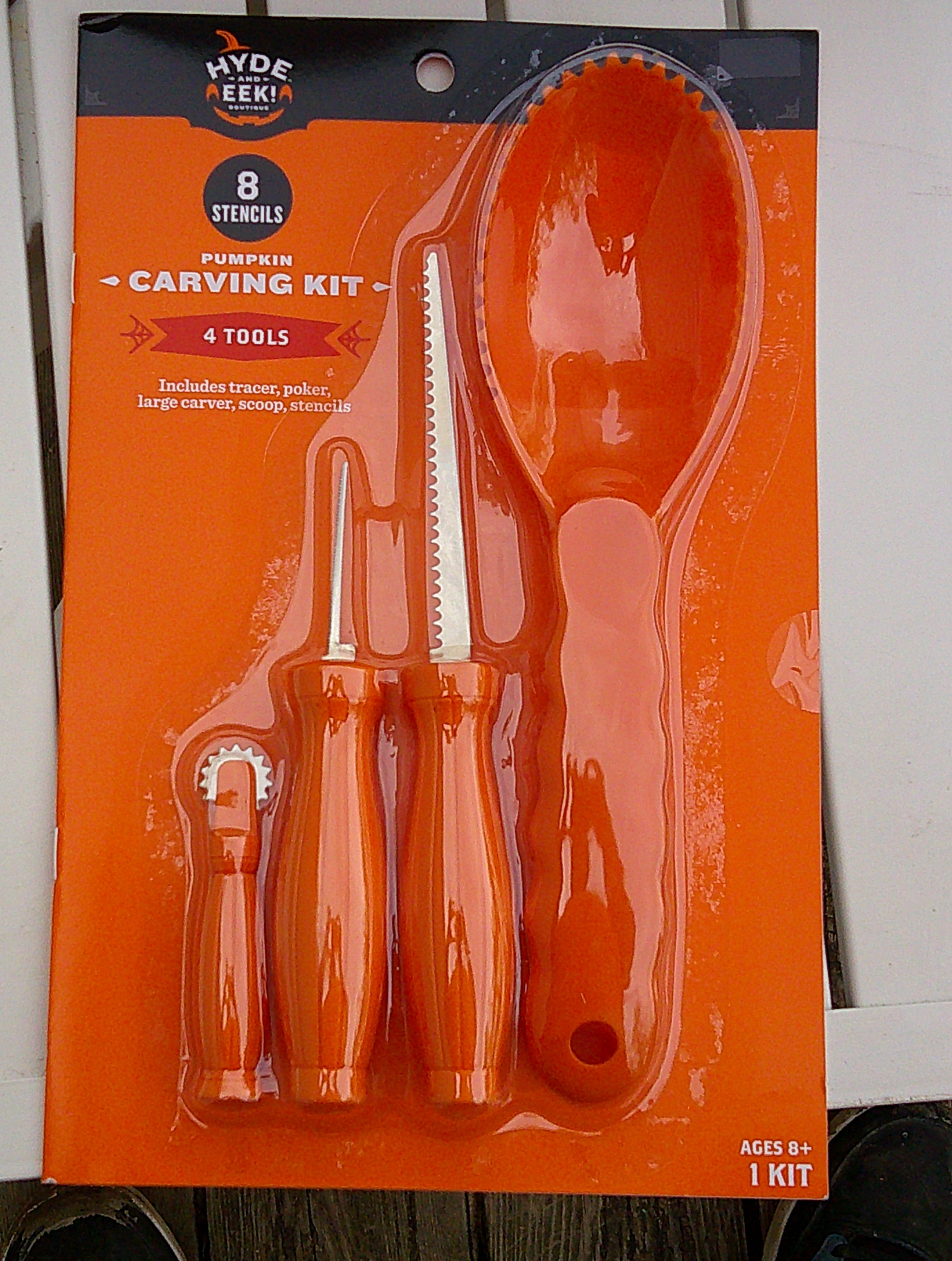 8 Stencil Pumpkin Carving Kit