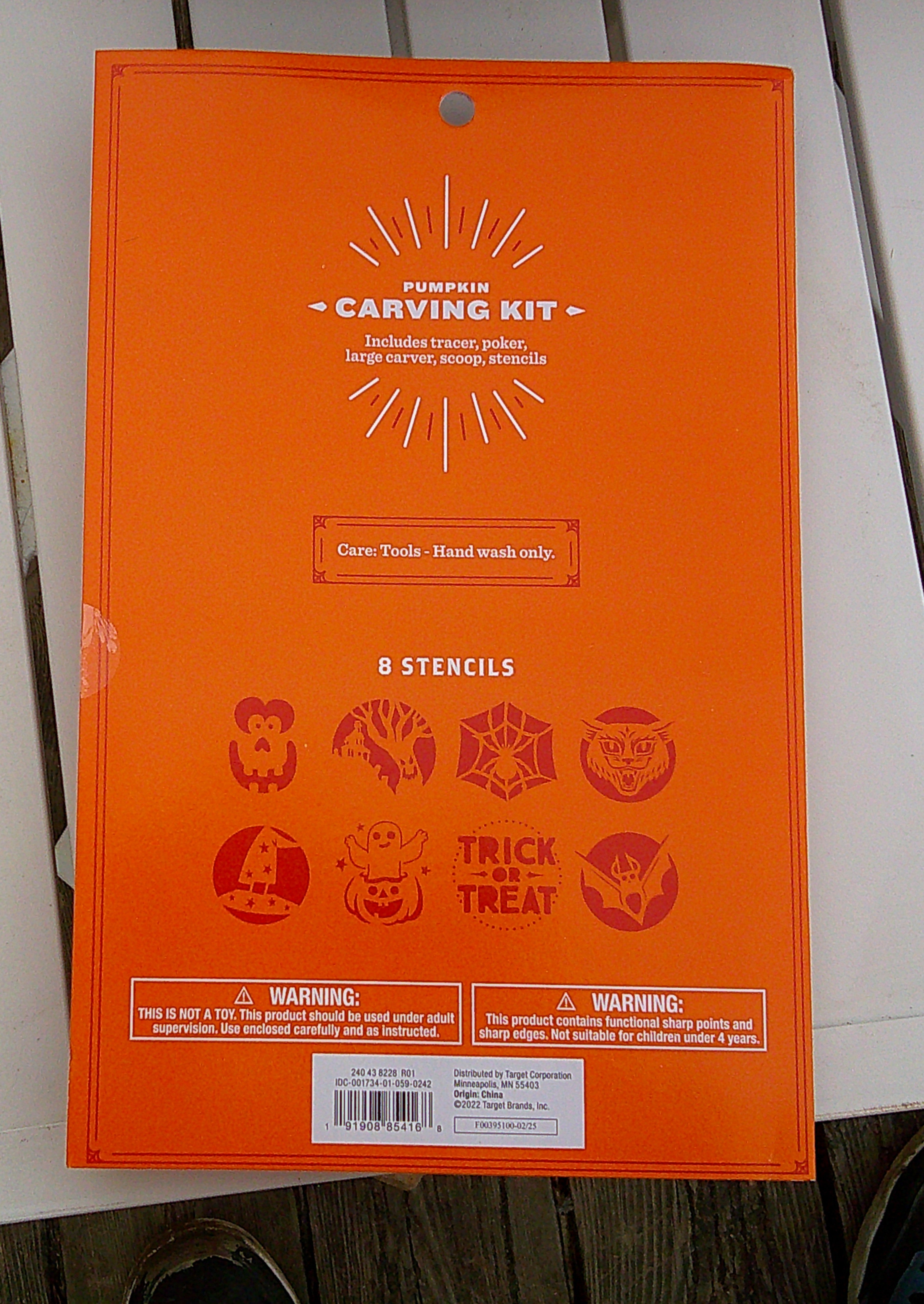 8 Stencil Pumpkin Carving Kit