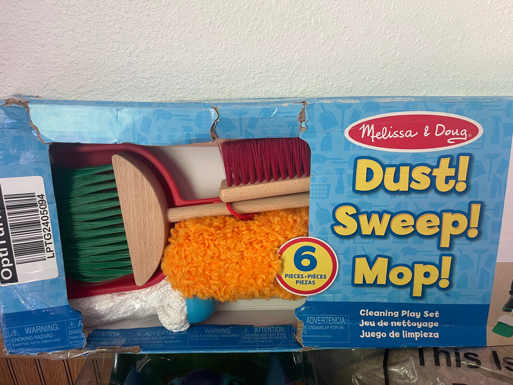 Melissa and Doug Dust Sweep Mop Cleaning Toy Set